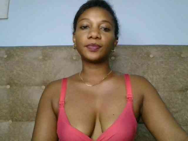 Faozia webcam