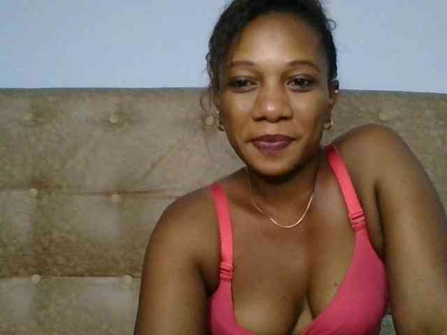 Faozia webcam