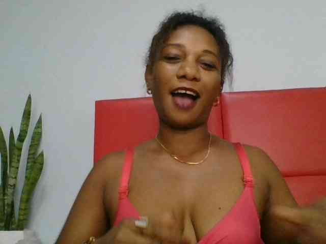 Faozia webcam