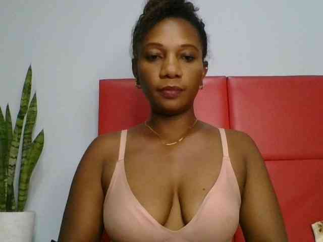 Faozia webcam