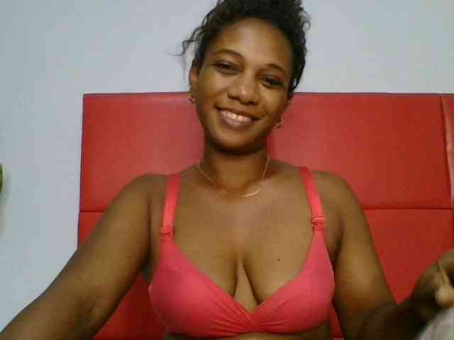 Faozia webcam
