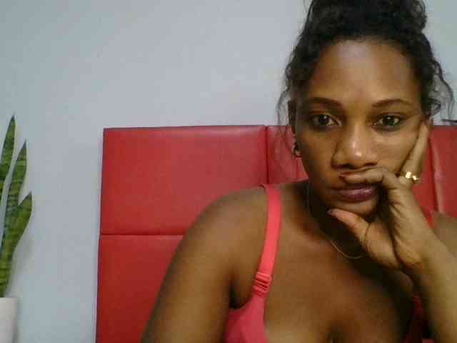 Faozia webcam