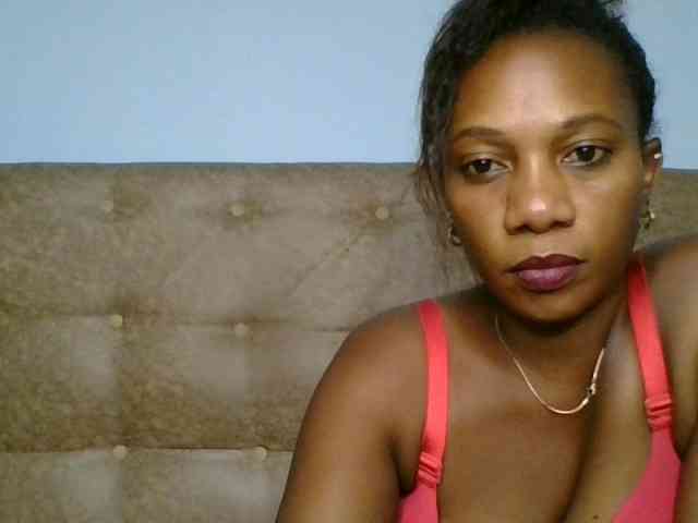 Faozia webcam