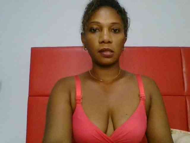 Faozia webcam
