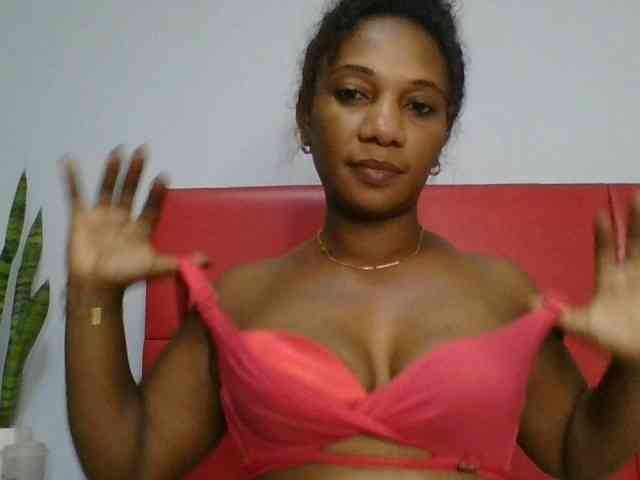 Faozia webcam