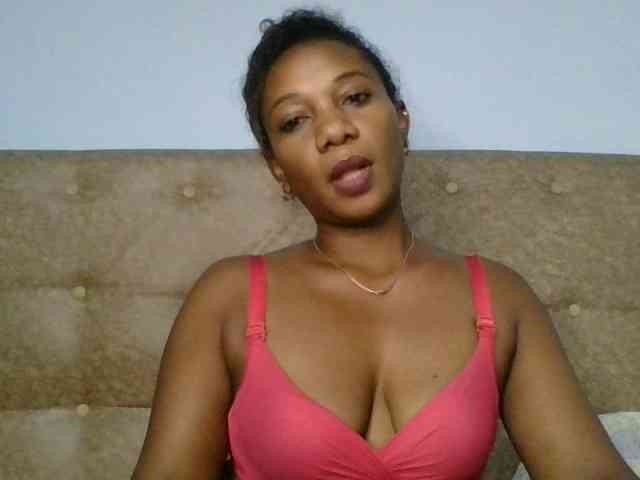 Faozia webcam