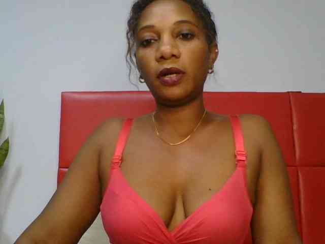 Faozia webcam