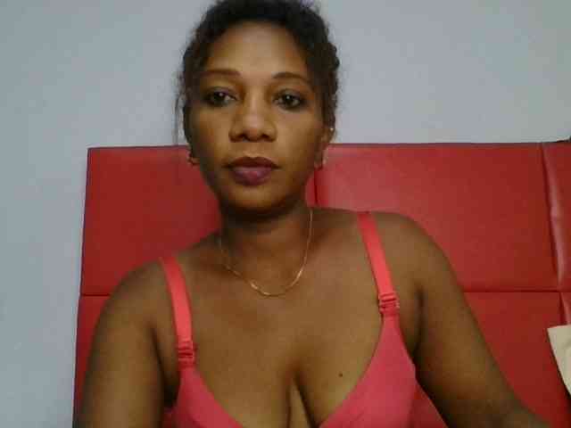 Faozia webcam