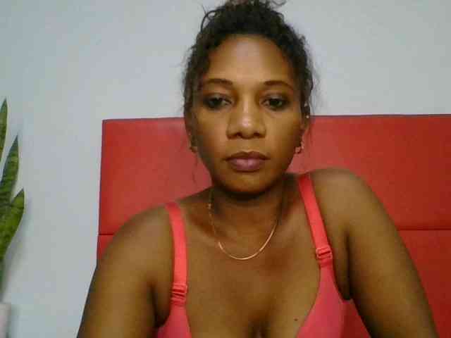 Faozia webcam