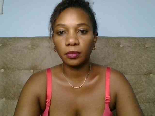 Faozia webcam