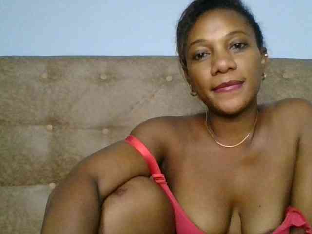 Faozia webcam