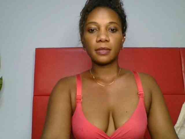 Faozia webcam