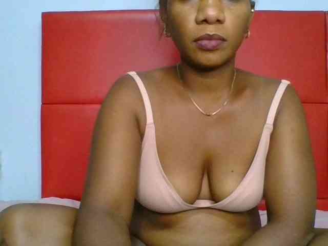 Faozia webcam