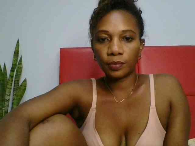 Faozia webcam
