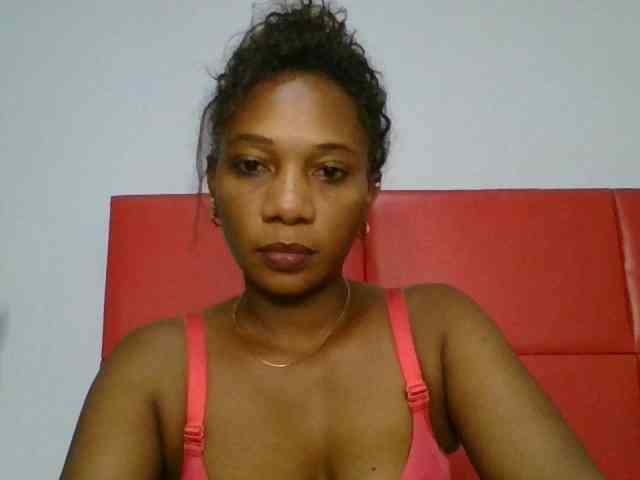 Faozia webcam