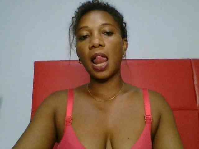 Faozia webcam