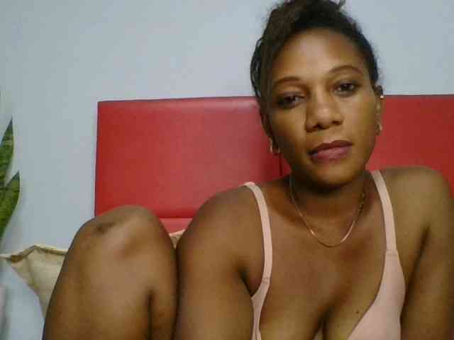 Faozia webcam