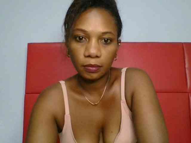Faozia webcam