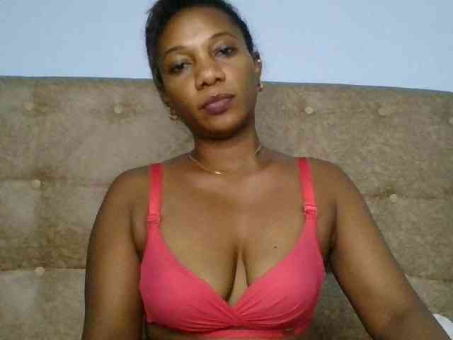 Faozia webcam