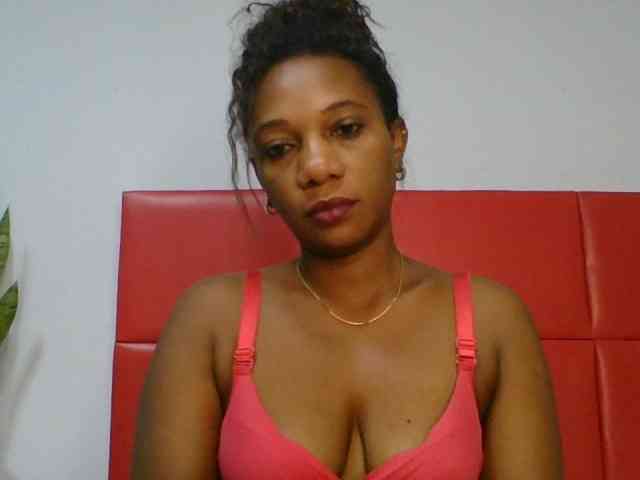 Faozia webcam
