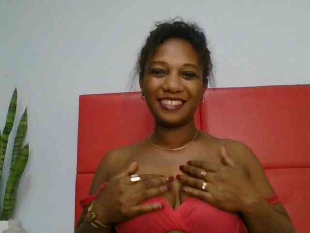 Faozia webcam