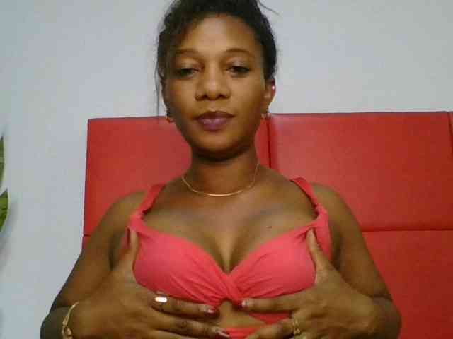 Faozia webcam