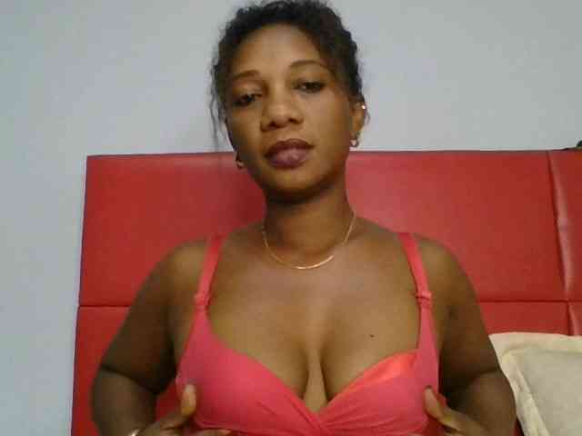 Faozia webcam