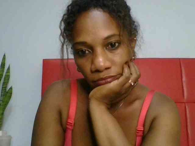 Faozia webcam