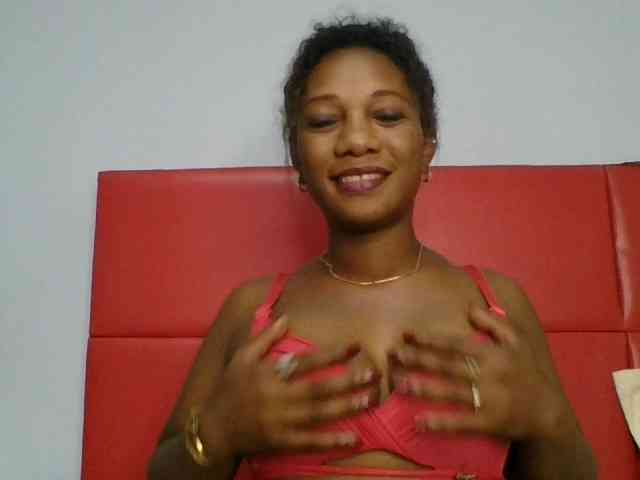 Faozia webcam