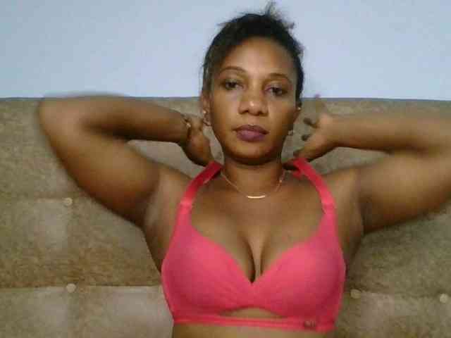 Faozia webcam