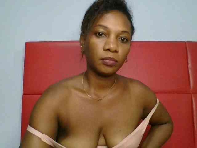 Faozia webcam