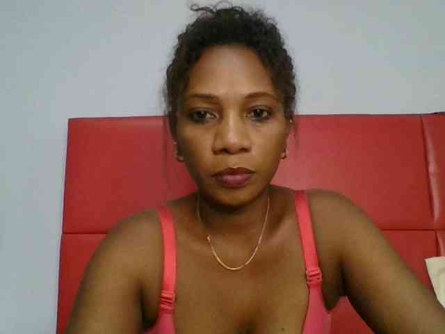 Faozia webcam