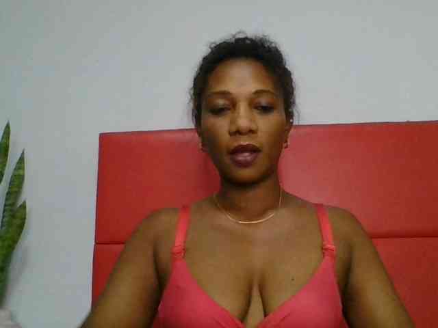 Faozia webcam