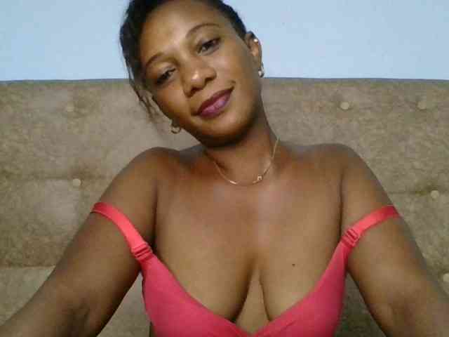 Faozia webcam