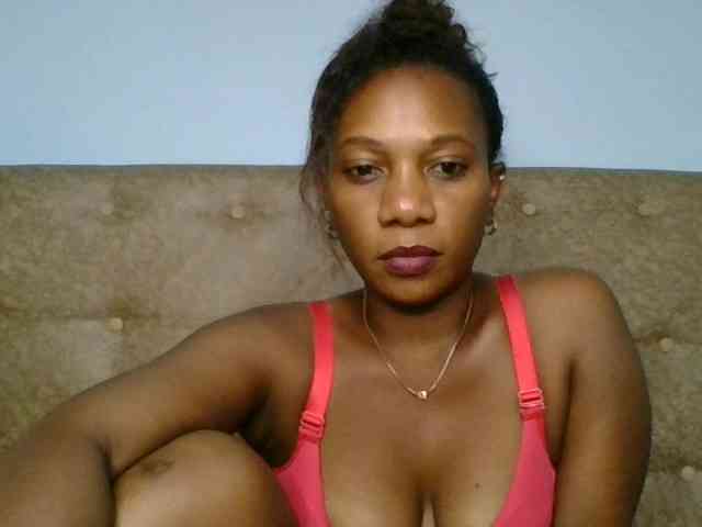Faozia webcam