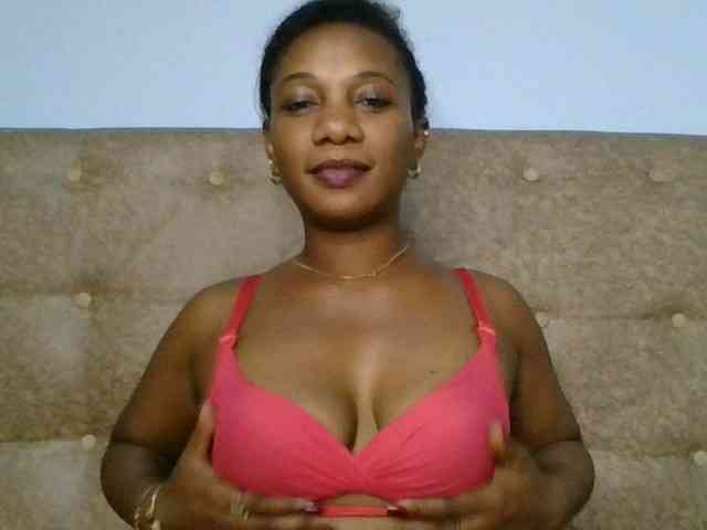 Faozia webcam