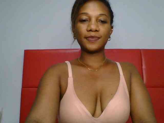 Faozia webcam
