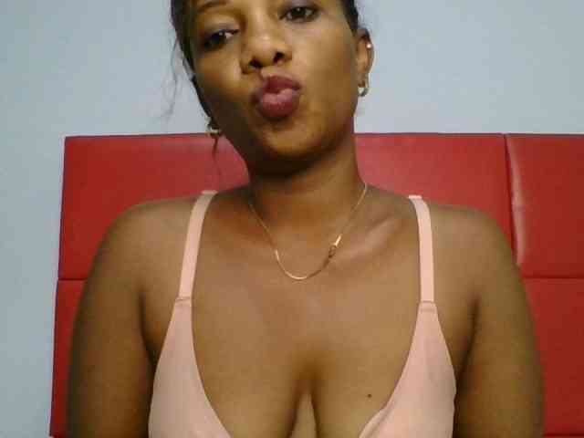 Faozia webcam