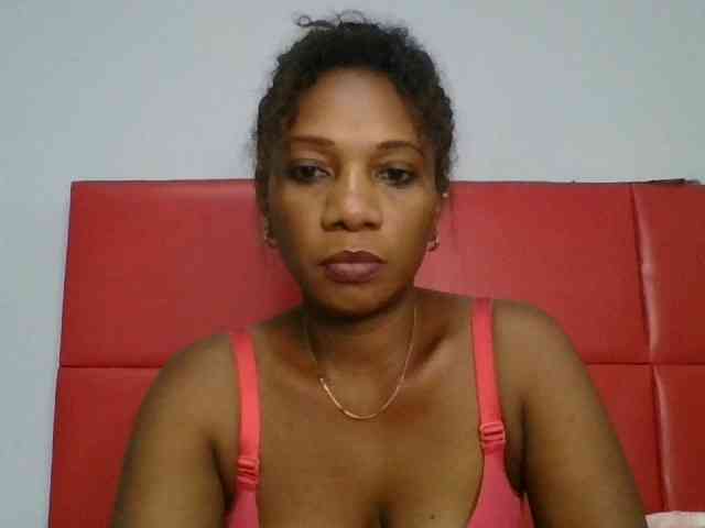 Faozia webcam