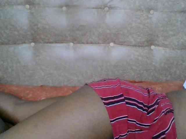 Faozia webcam