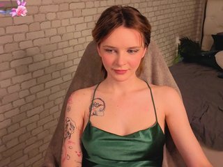 KiraMountrays Porn Show