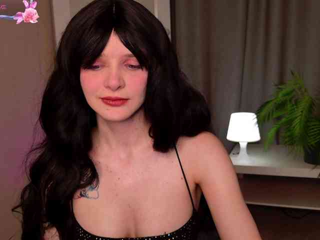 KiraMountrays webcam
