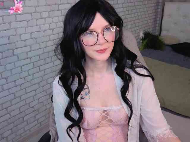 KiraMountrays webcam