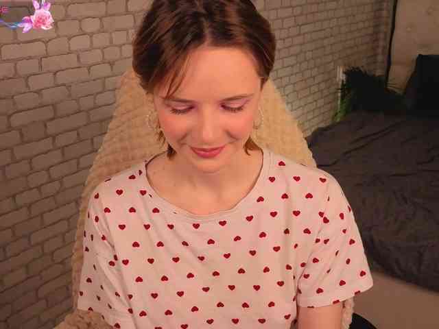 KiraMountrays webcam