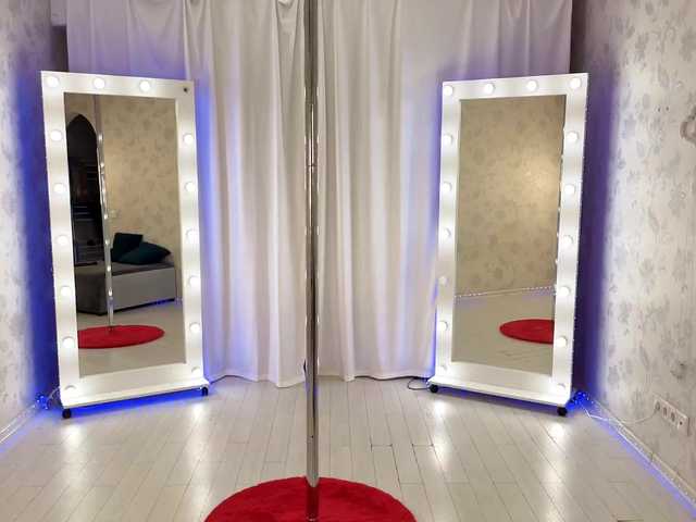 juicyjaice's BongaCams show and profile