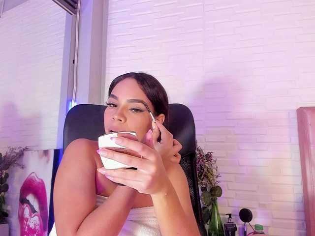 VictoriiaCross — lets have fun ! today anal sex hard and mkae me cum with a big dildo inside my ass! what are you waiting for take my little hole? @total  and this is the remain @remain