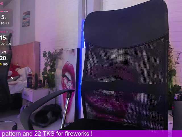 VictoriiaCross's BongaCams show and profile