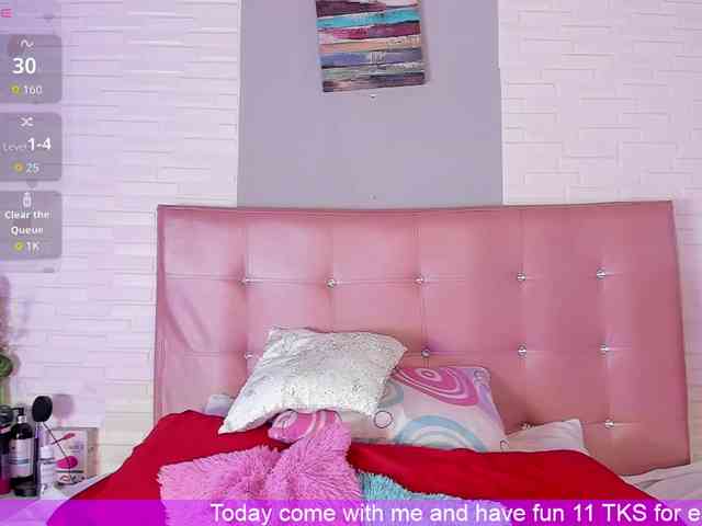 VictoriiaCross Live Webcam on BongaCams