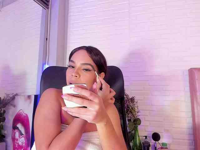 VictoriiaCross webcam