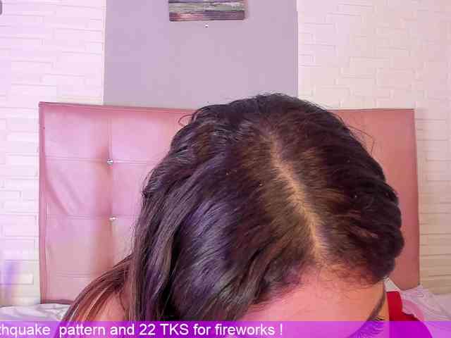 VictoriiaCross webcam